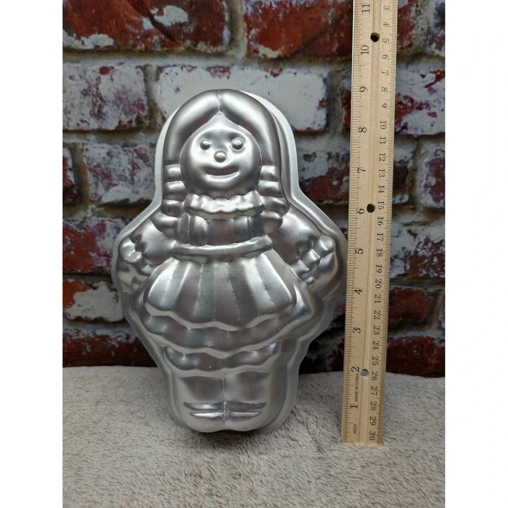 Wilton 1975 Miniature Rag Doll Cake Pan Aluminum Baking Mold 508-450 Silver